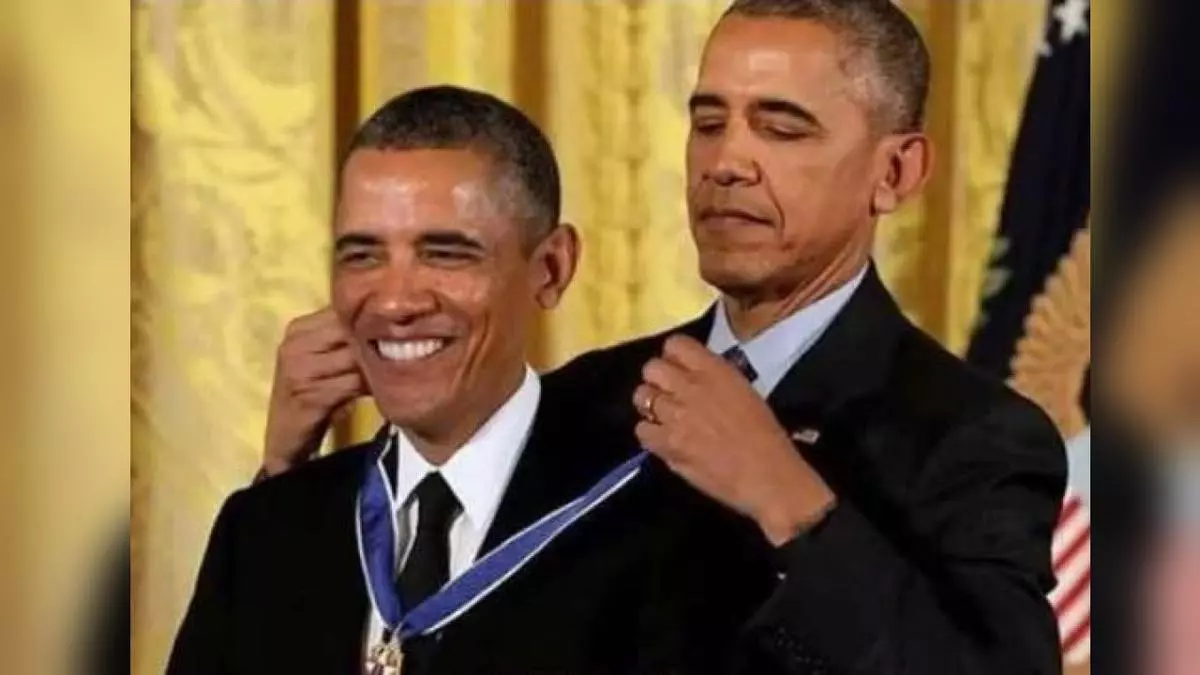 obama awards obama a medal meme image