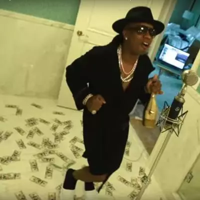 ran off da plug twice