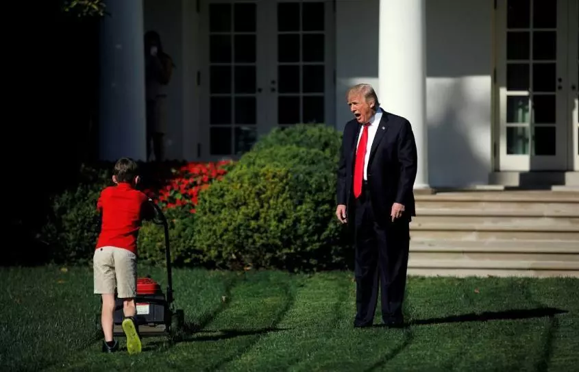 trump yelling at lawn mowing boy meme image