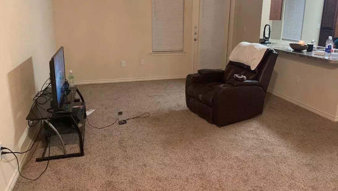 guys live in apartments like this meme image