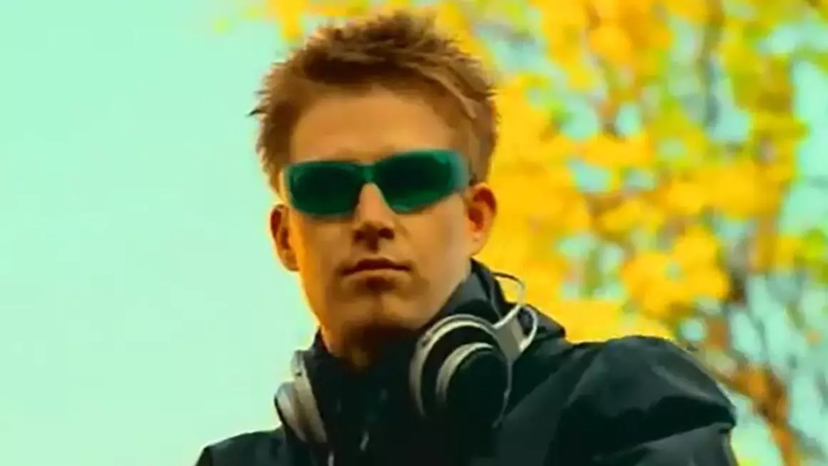 darude sandstorm meme image