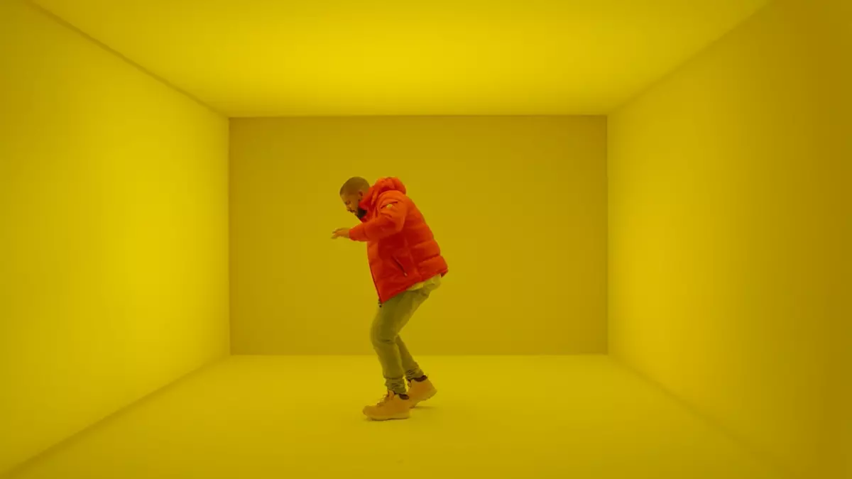 hotline bling meme image