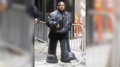 kanye wests big balenciaga boots