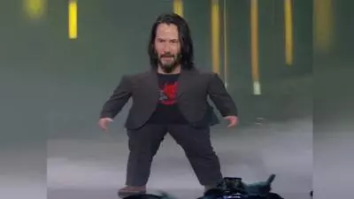 mini keanu reeves