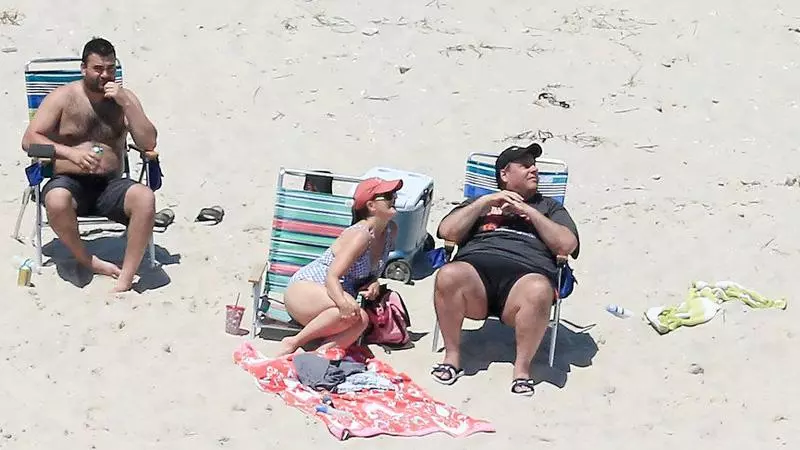 chris christie beach picture meme image