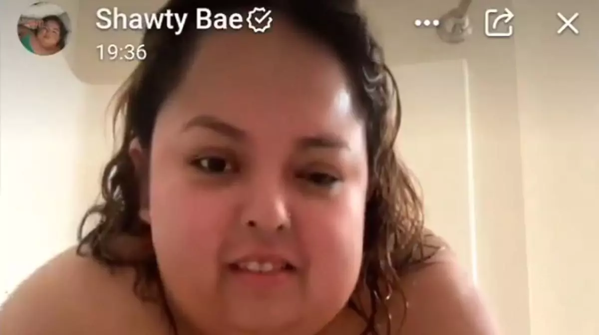 shawty bae bathtub pics video leak meme image